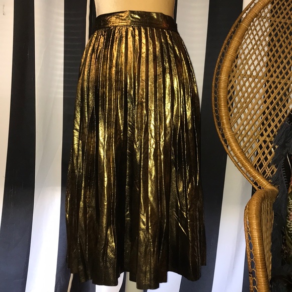 Zara Dresses & Skirts - Zara Skirt